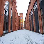 Dream Aparts - Lofty Scheiblera Lägenhet