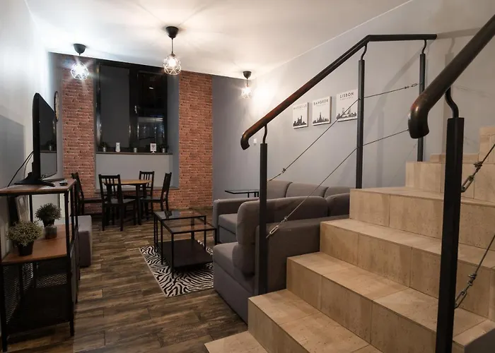 Dream Aparts - Lofty Scheiblera *